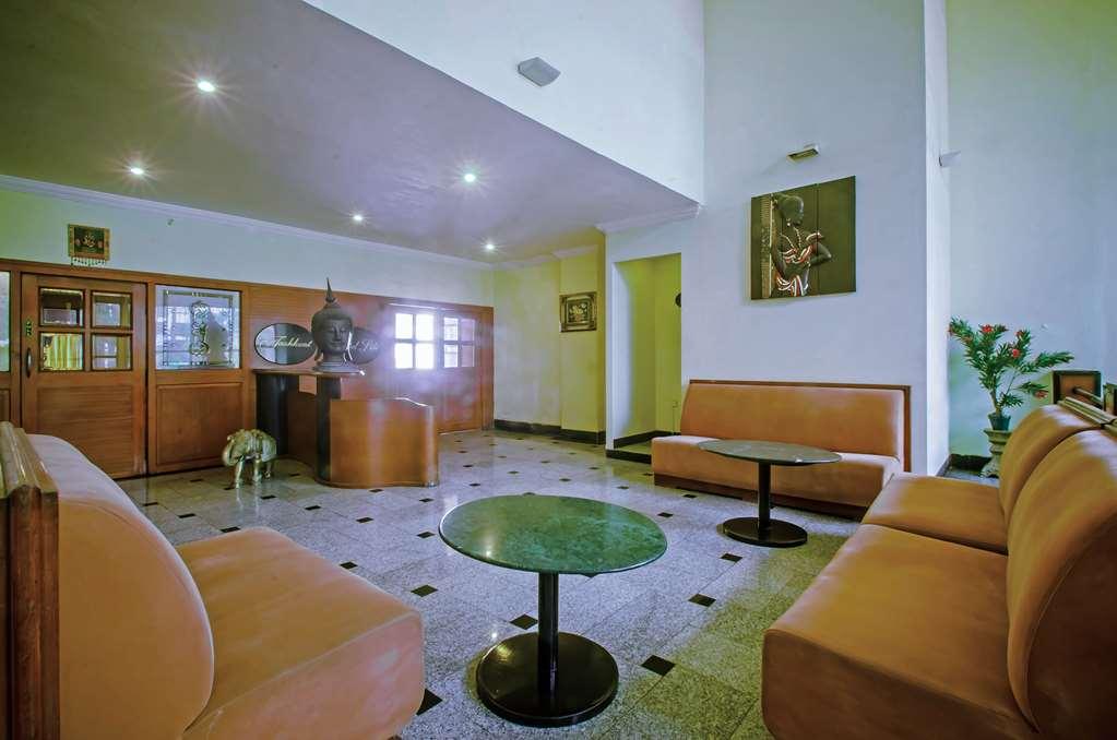 Quality Inn Regency, Нашик Интериор снимка