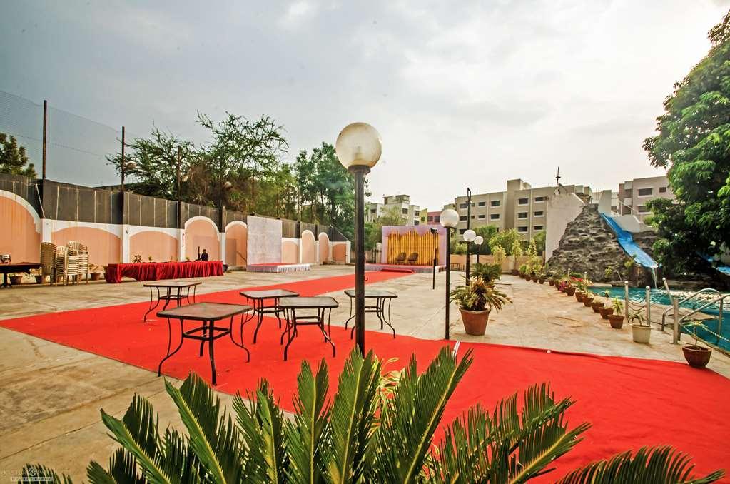 Quality Inn Regency, Нашик Съоръжения снимка