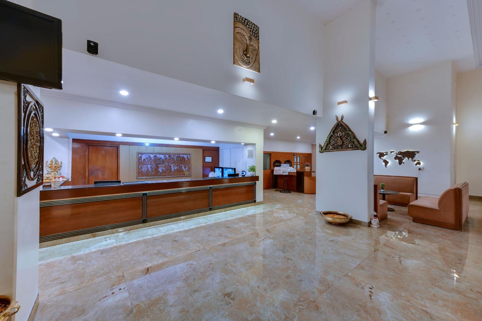 Quality Inn Regency, Нашик Екстериор снимка